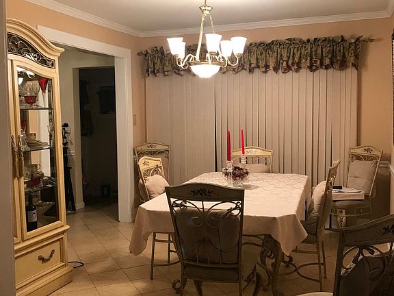 2nd image of 621 Lorraine St #1