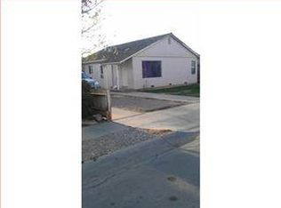 335 11th St, Greenfield, CA 93927