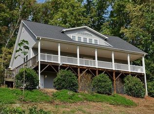 26 Homewood Rd, Candler, NC 28715