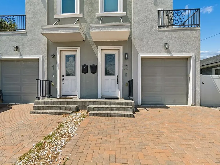 2113 W Cass St #2 — Photo 3