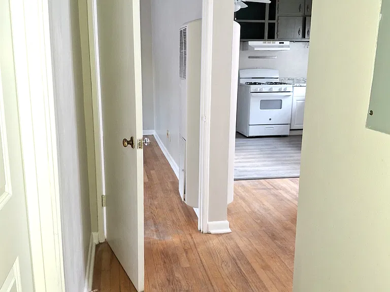 756 Greenwood Ave NE #5 — Photo 7