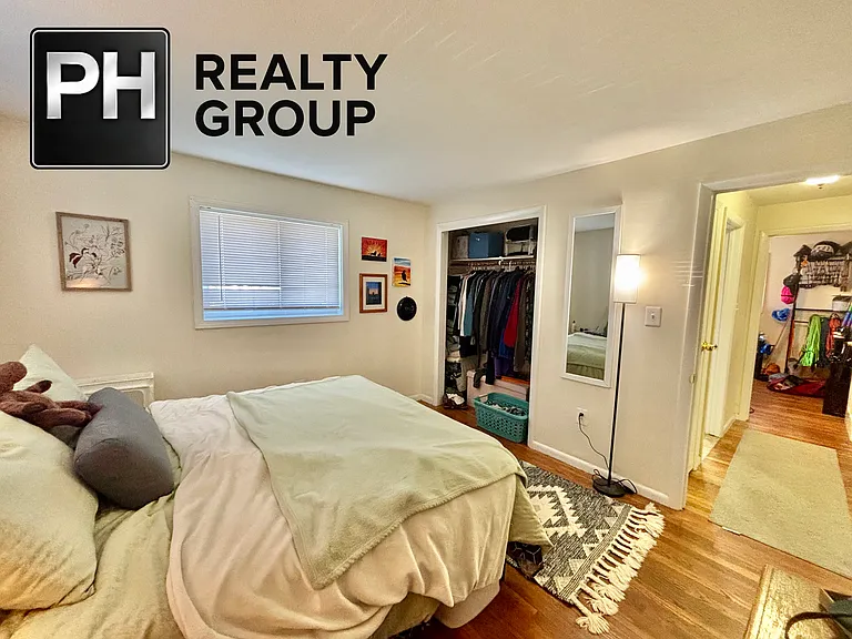 17I Oxford Cir #17 — Photo 9