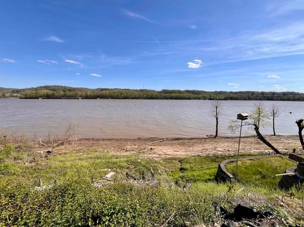 6944 County Road 1, South Pt, OH 45680