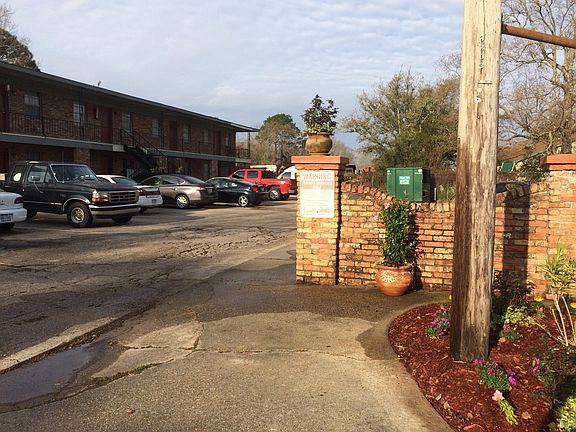 4th image of 3115 Francis St APT 9