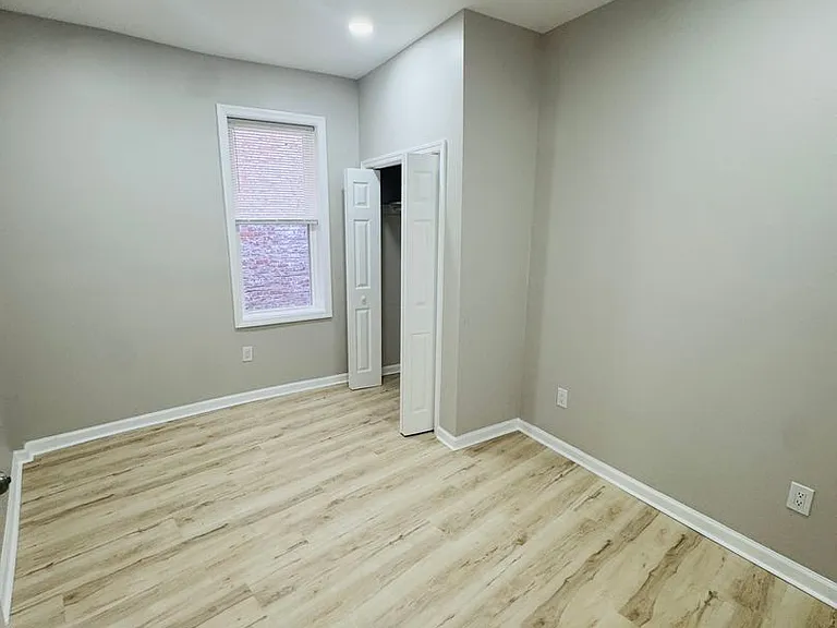 53-55 Henry St #57 — Photo 13