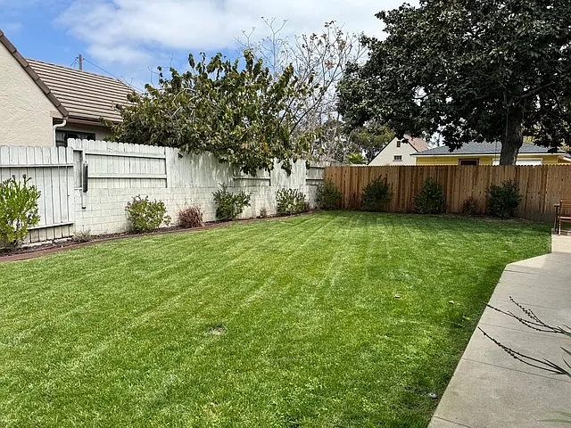 520 N Ventura Rd — Photo 2