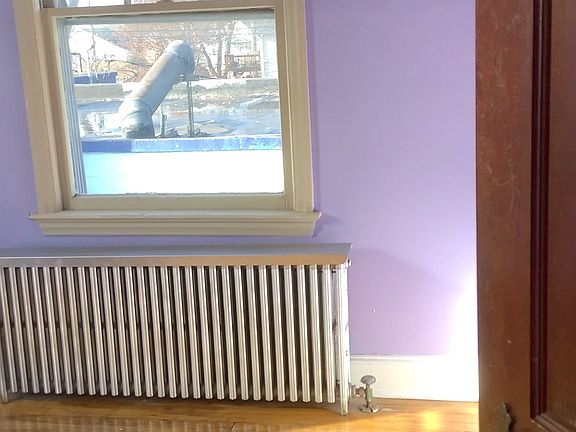 3rd image of 143 Boston Ave #2
