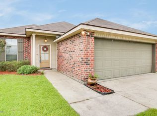 111 Cricketwood Dr, Carencro, LA 70520