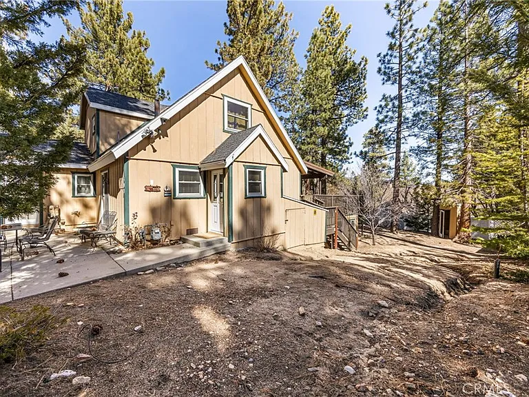 547 Chipmunk Ln — Photo 24