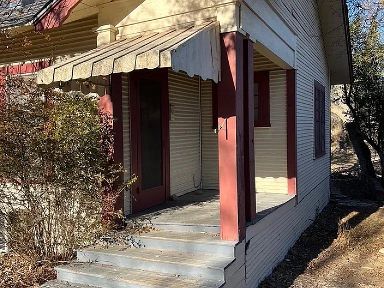 820 N Wheless Ave — Photo 3