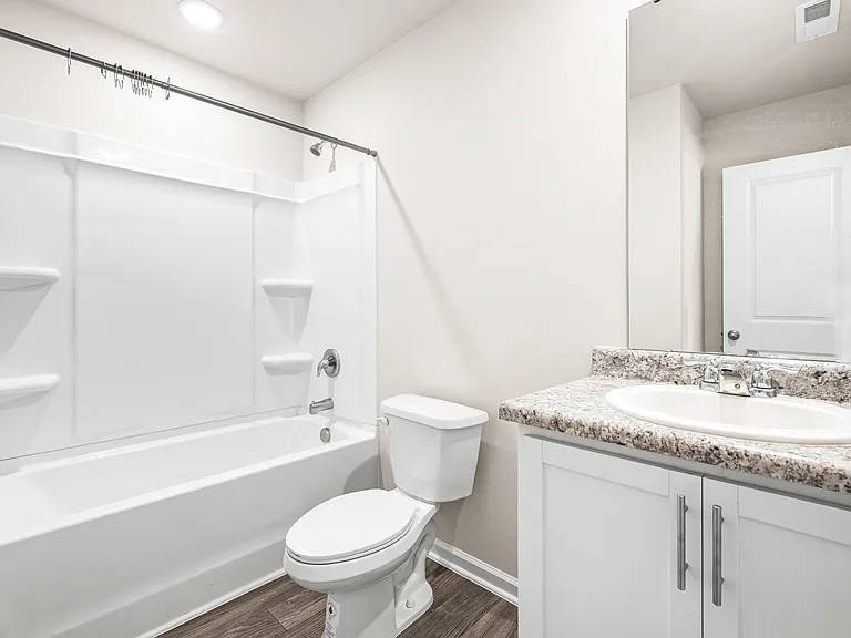 140 Lillian Ln — Photo 22