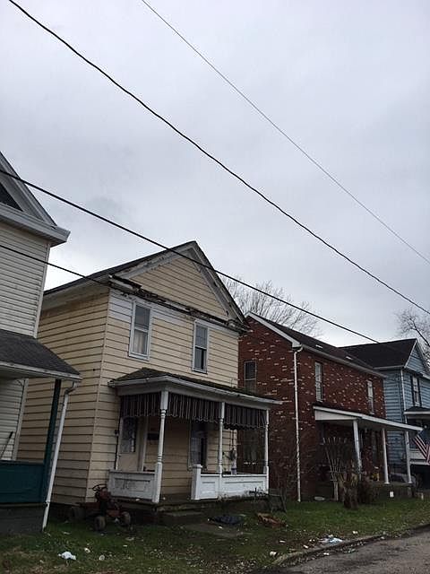 1st image of 121 Central St