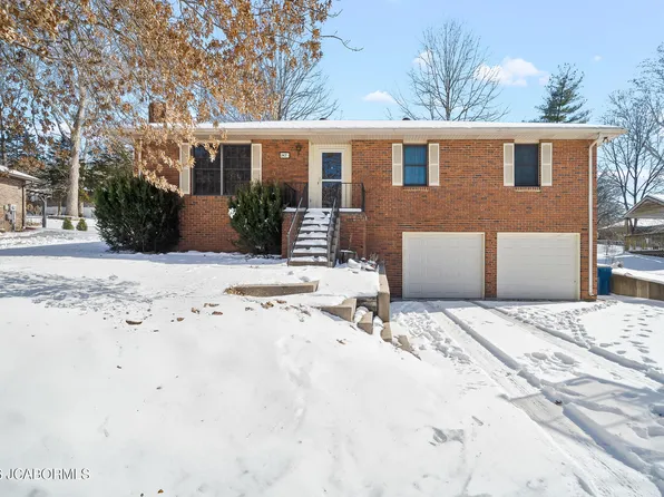 2425 Knight Valley Dr, Jefferson City, MO 65101