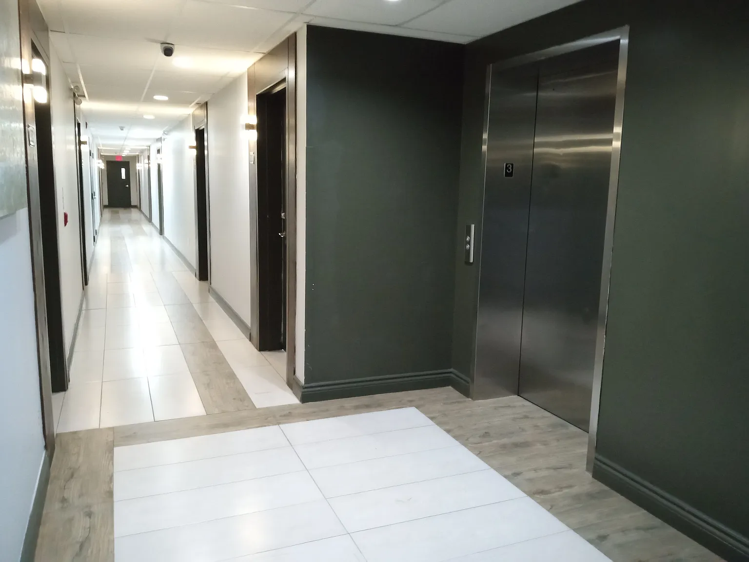 Skylite Apartments — Photo 3