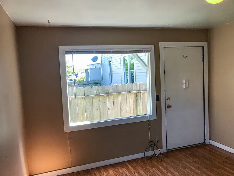 576 Main St — Photo 22