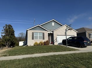 5035 Hunters Village Dr, Lebanon, TN 37087