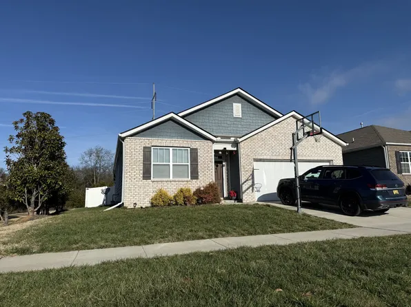 5035 Hunters Village Dr, Lebanon, TN 37087