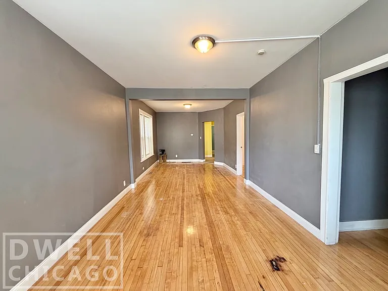 731 N Christiana Ave #1F — Photo 3