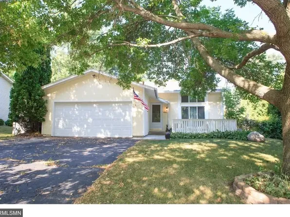 4481 Slater Rd, Eagan, MN 55122