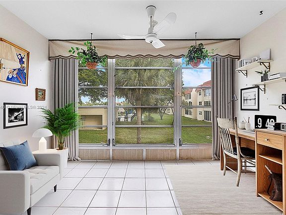 4th image of 2871 E Sunrise Lakes Dr #211