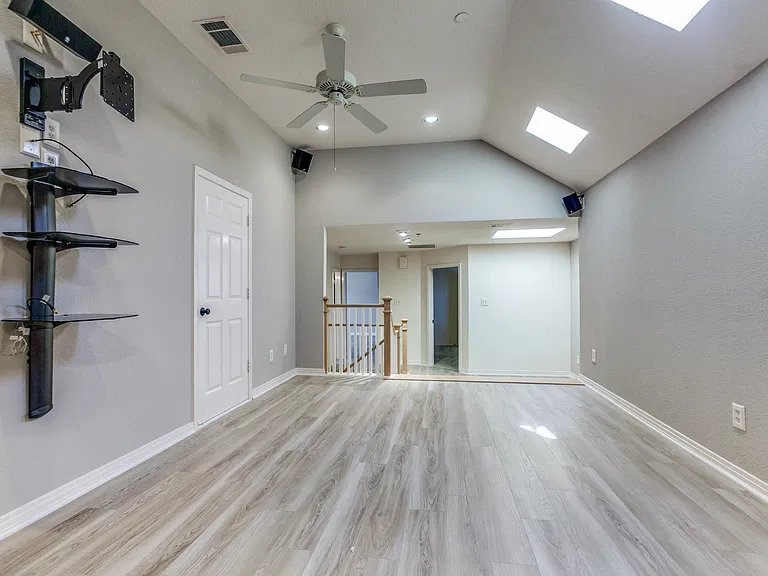 4004 Winter Park Ln — Photo 18