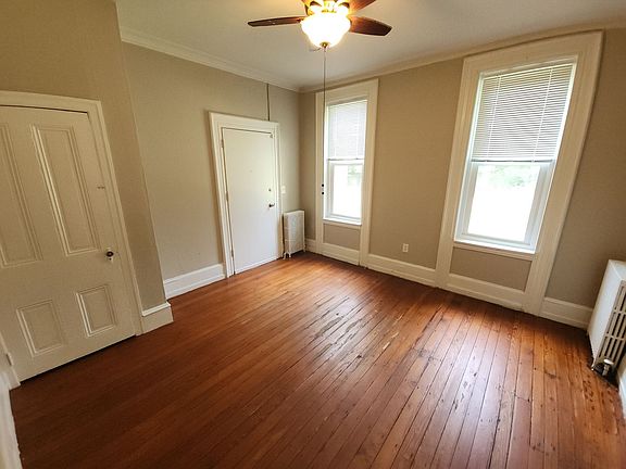 3rd image of 112 E Mount Airy Ave APT 1