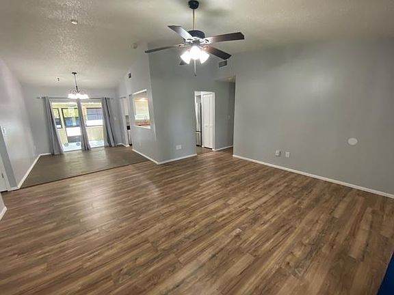 5th image of 4895 Cocoanut Dr
