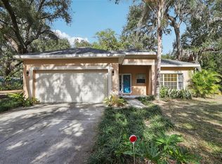 12707 Linda Dr, Tampa, FL 33612