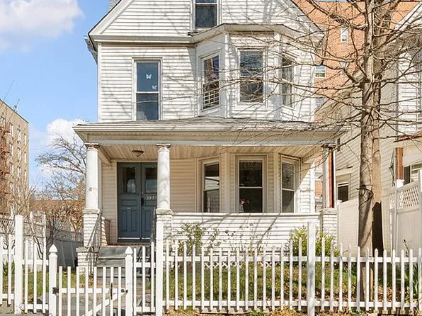 2901 Clarendon Rd, Brooklyn, NY 11226