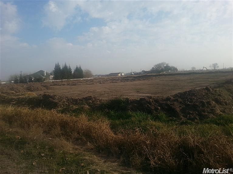 1st image of 30874 E Tressa Ln