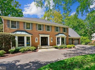 6904 Earlsgate Way, Rockville, MD 20852