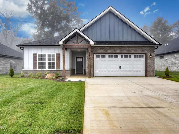 762 Hunts Terrace Dr, Kingsport, TN 37663