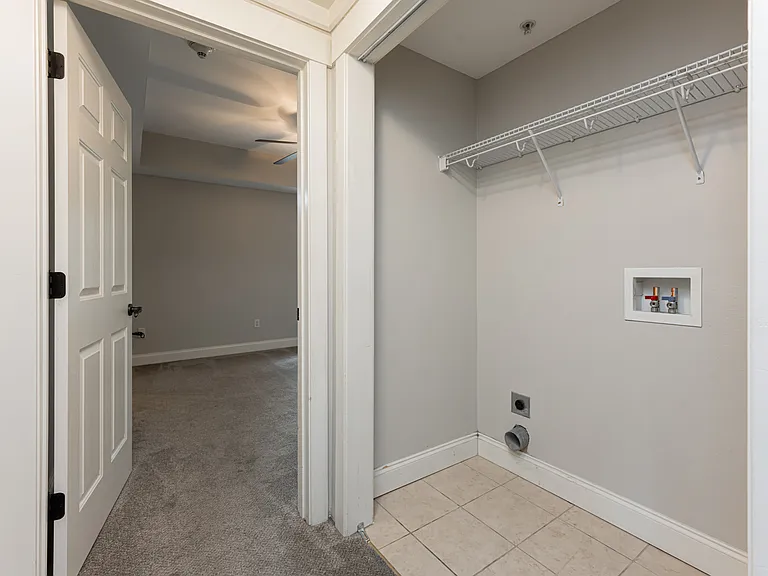 2 Monticello Village Dr #302 — Photo 17