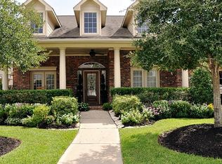 7722 New Forest Ln, Sugar Land, TX 77479