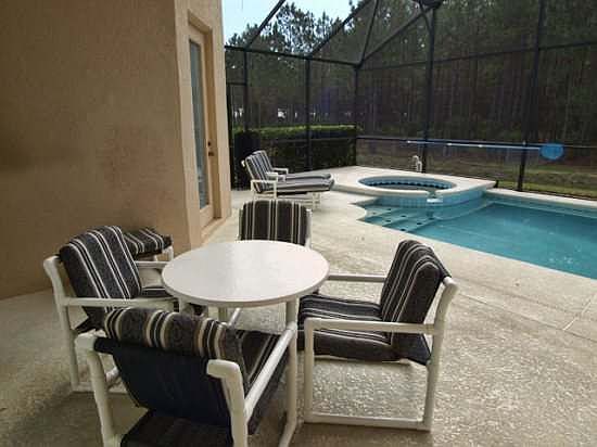 TH4P671TH-covered-lanai