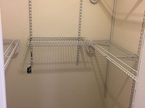 4th image of 3205 Oxford Ave APT 5