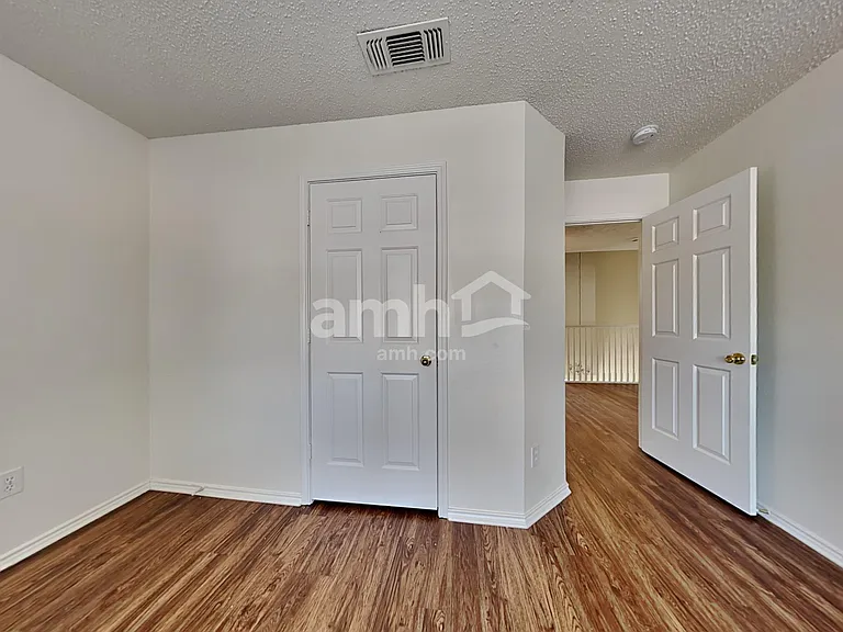 601 Ridgemont Dr — Photo 24