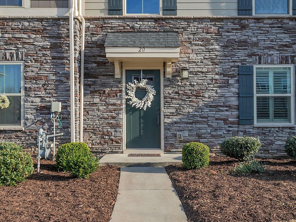 1st image of 20 Eagle Field Ln