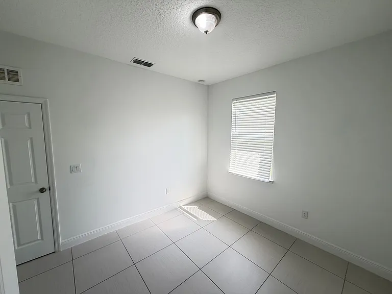 2481 San Filippo Dr SE — Photo 11