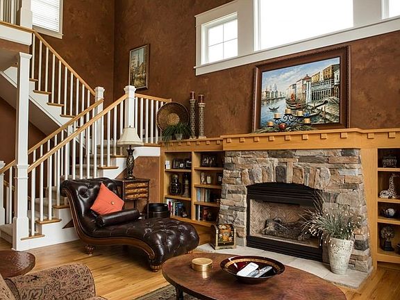 5th image of 14244 Kingdom Ct