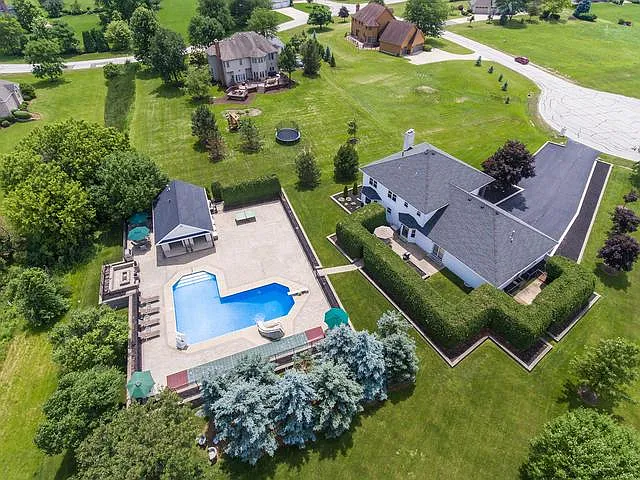4N741 Saint Marks Way photo 1