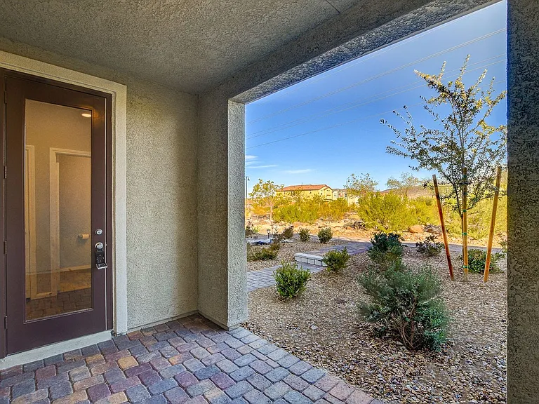 2806 Alenga St — Photo 38