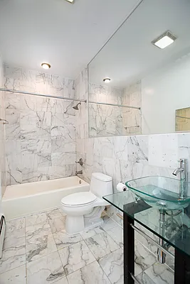 Rented by REAL New York | media 5