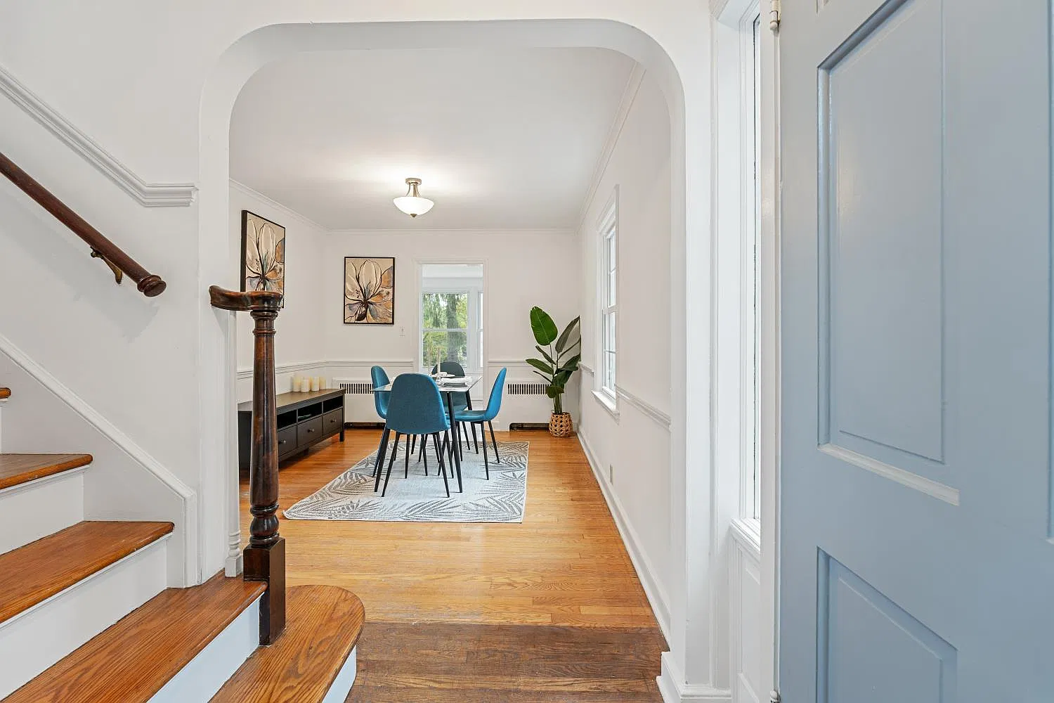3 bed, 2.5 bath, 11000 sqft, $5,000 — Photo 4