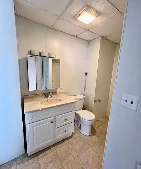 223 Carbon St — Photo 23