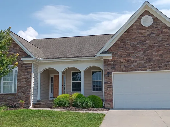 6276 Herons Landing Dr, Radford, VA 24141