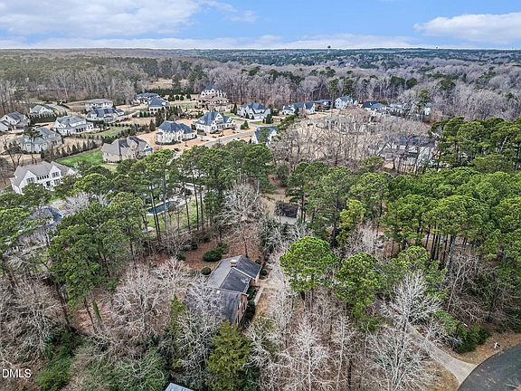 5th image of 2529 Countrywood Rd