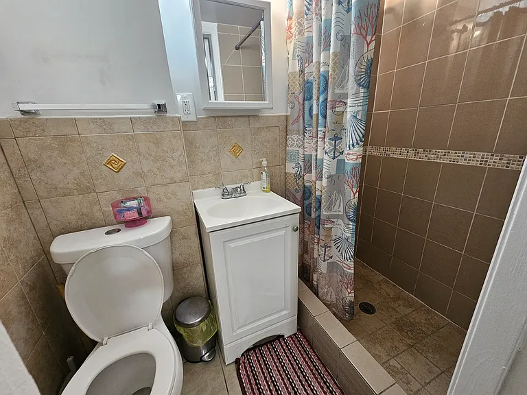 26-14 30th St #2 — Photo 8