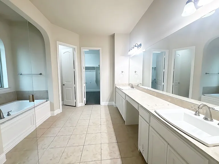 14803 Huffman Ln — Photo 20