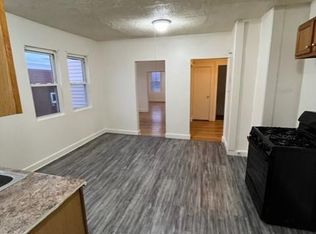 823 Hyde Park Ave APT 3R, Hyde Park, MA 02136